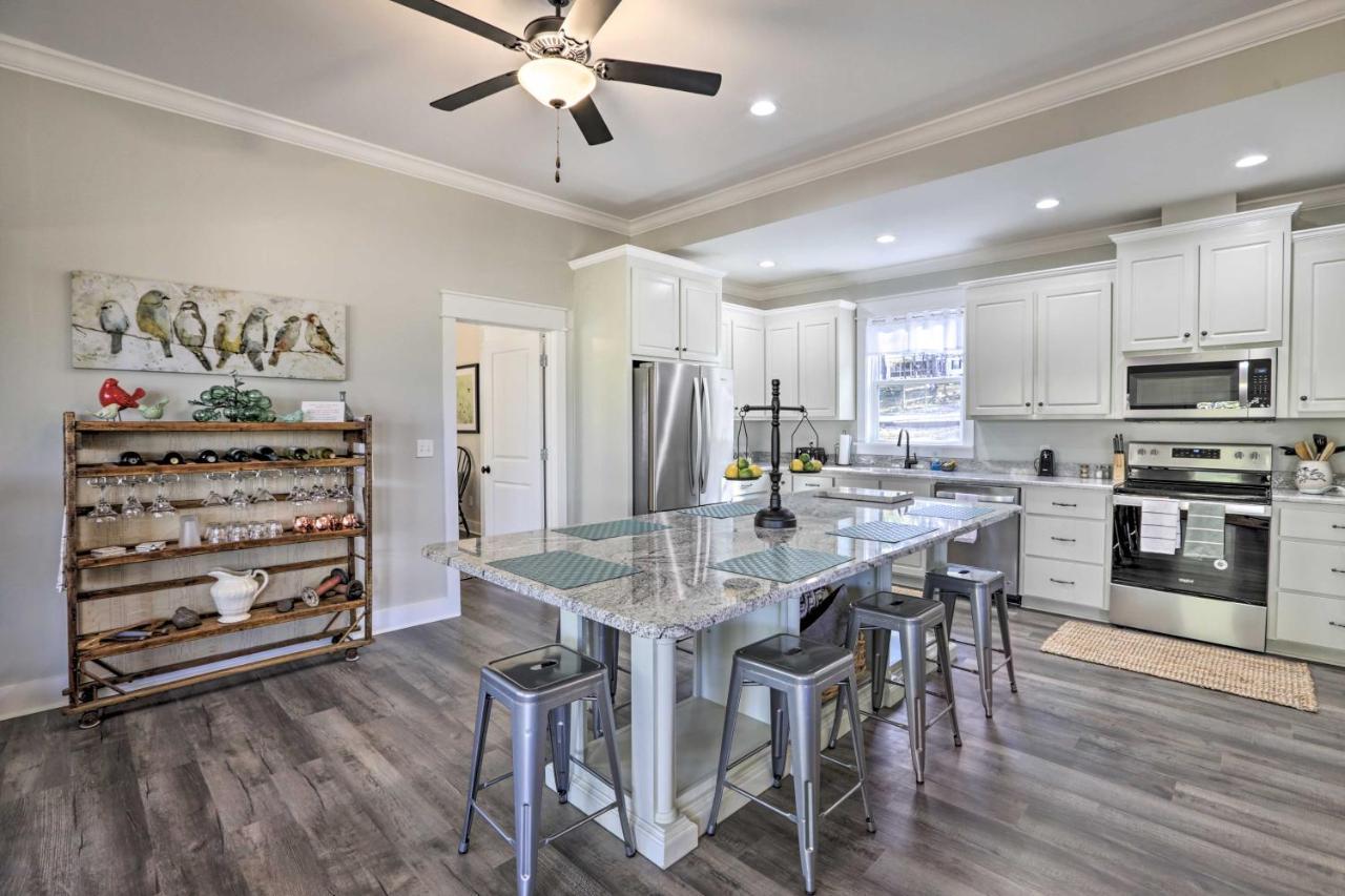 White Oak Creek Home With Views, Deck And Pool Access! Eufaula Exterior foto